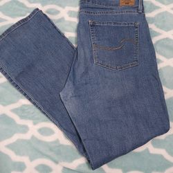 Women's Signature Levi Strauss Jeans