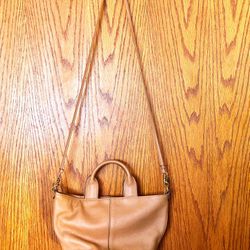 Banana Republic Shoulder/Crossbody Bag Tan