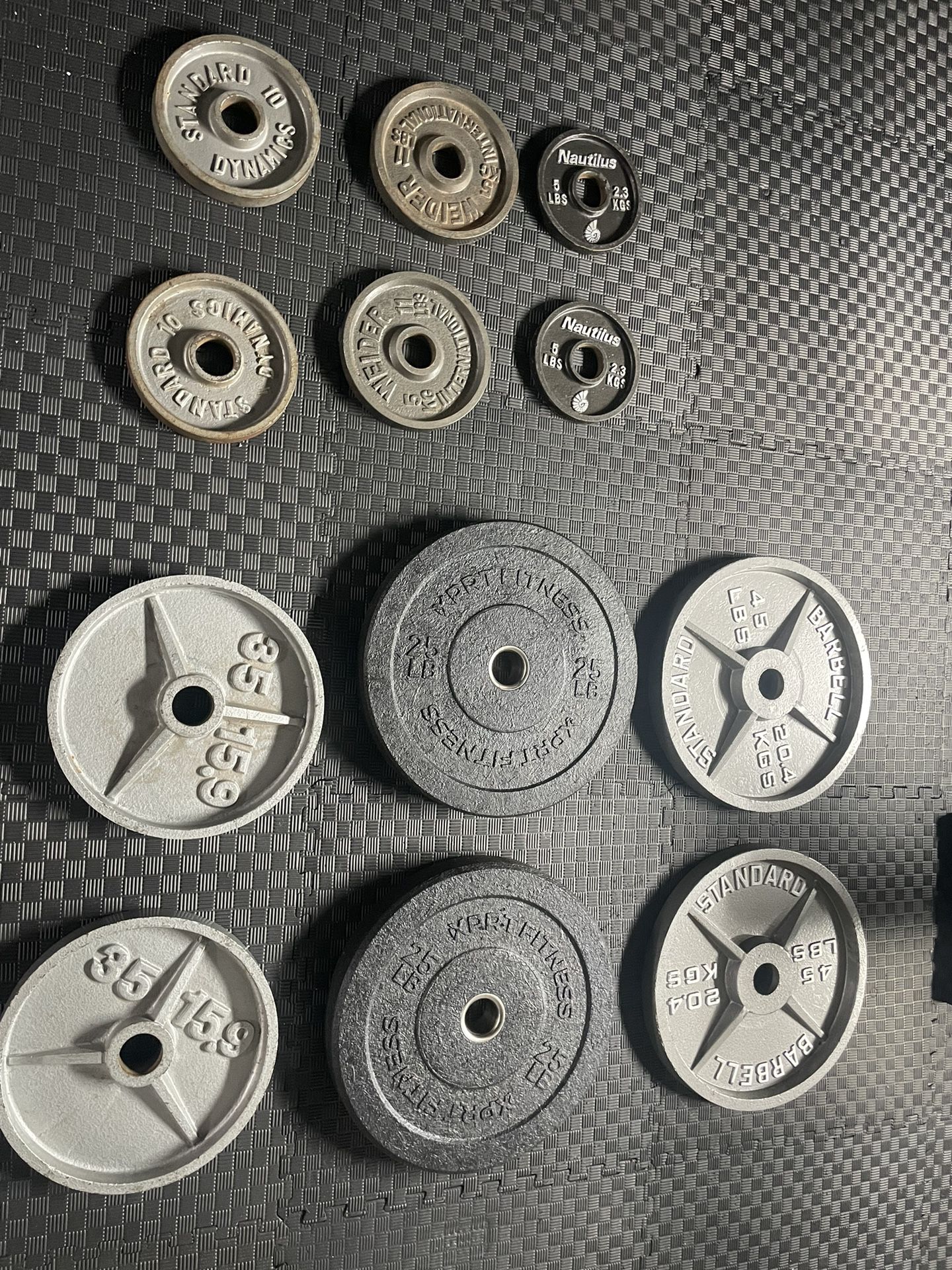 Assorted Pairs Of Weight Plates