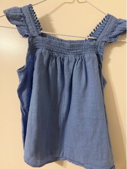 Little girl shirt size M 7/8