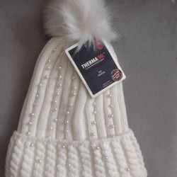 (Winter White & Pearls) Therma Lined Beanie With Faux Fur Pom 