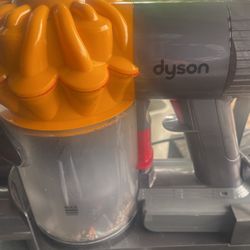 Dyson Cordless Vacuum 
