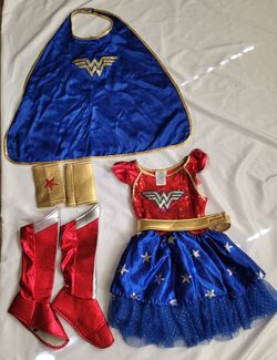 Wonder woman costume (24")