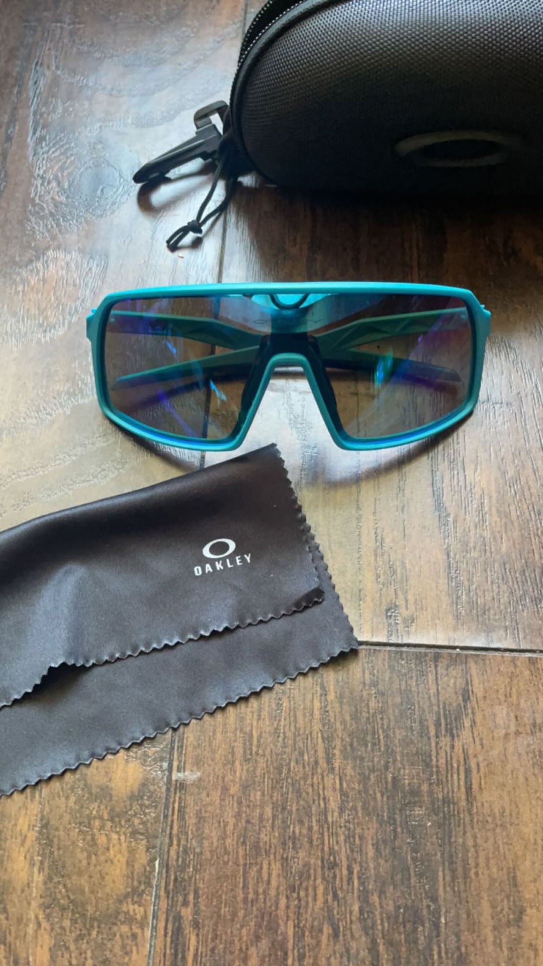 Oakley Sunglasses Sutro 