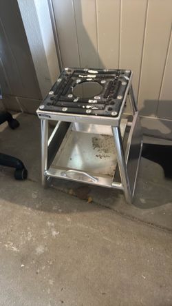 Motorcycle stand and ramp