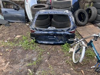 Oem Mazda CX-5 2021 Rear Hatch Door. It’s The Shell Everything Else You Can Transfer Of Of Yours. Rarely See A Price Like This