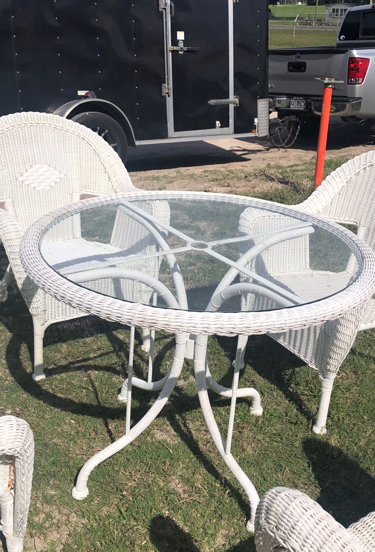 resin wicker patio set