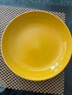 Modern Yellow Fiestaware 12-1/2” Round Chop Plate Serving Platter