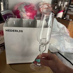 glasses 6