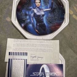 Franklin Mint Star Trek Voyager Borg Seven Of Nine Plate