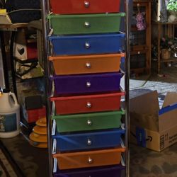 10 Drawer Rolling Cart
