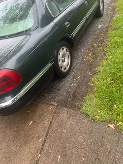 2002 Lincoln Continental