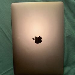 Used MacBook Air w/ AirPods Pro Max 