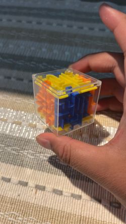 Cube puzzle