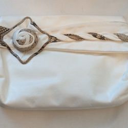 Vintage Sharif white leather large pouch with shoulder strap bag, beige brown Rosette design handbag, white leather pouch braided handbag