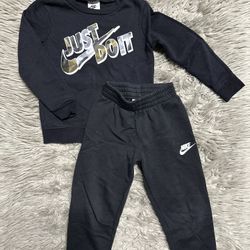 Nike Boys Set 4T