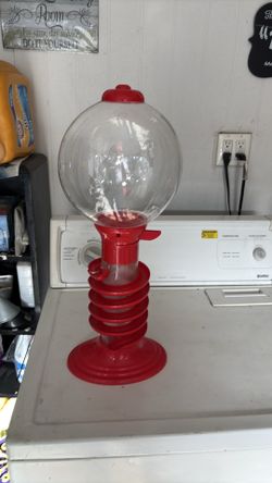 Gumball machine