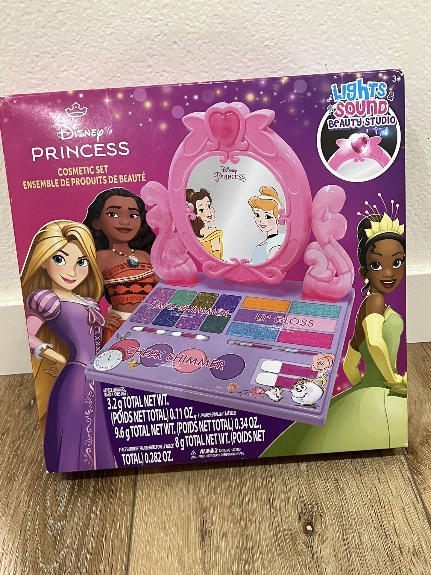 NEW PRINCESS LIGHT AND SOUND MAKEUP VANITY