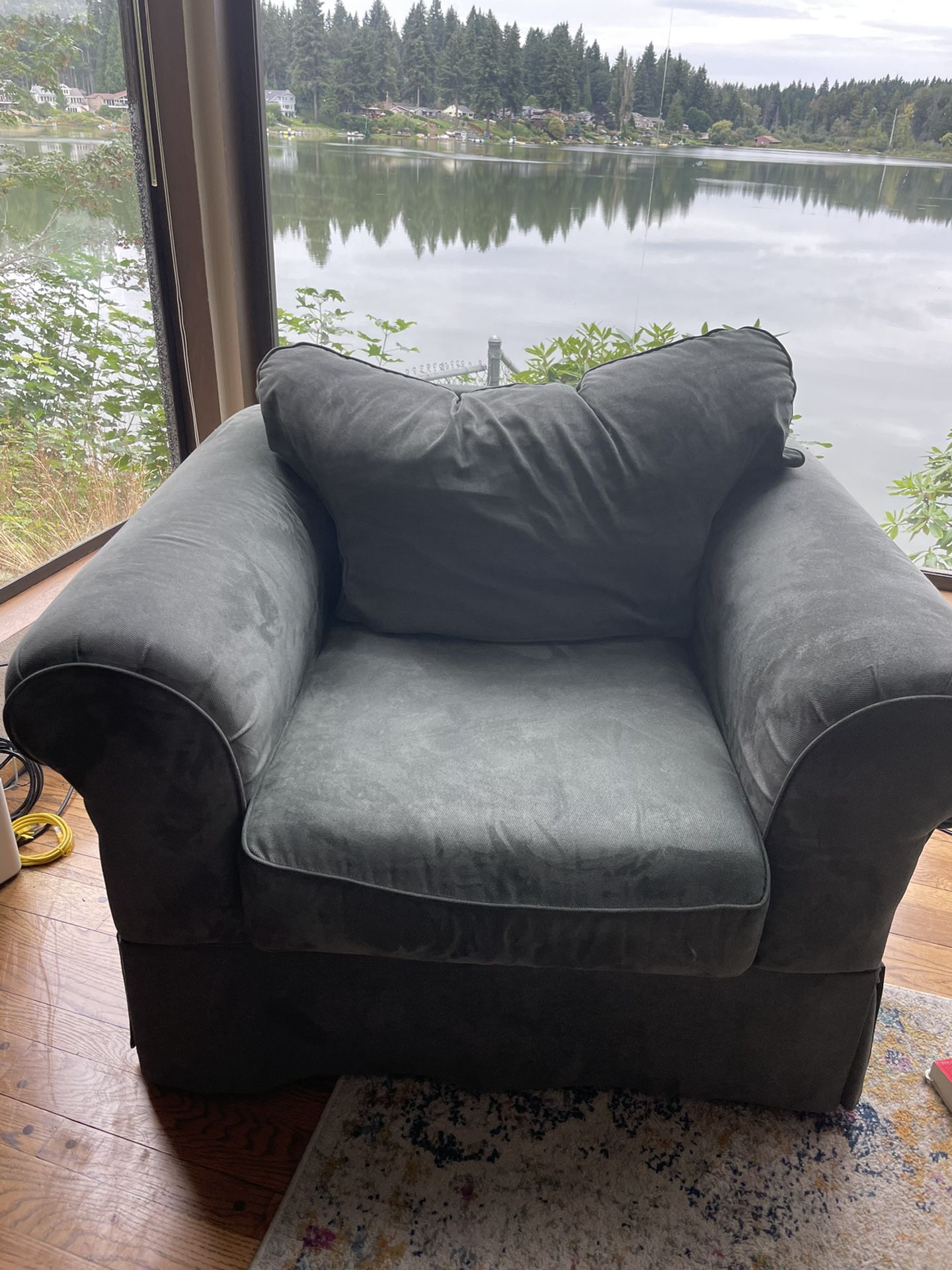 Cozy Green/Grey Armchair w/ Ottoman - Free