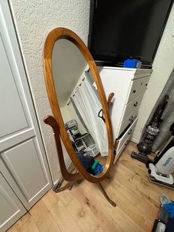 Standing mirror