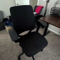 Steelcase Amia Office Chair - MUST BE GONE BY 07/02