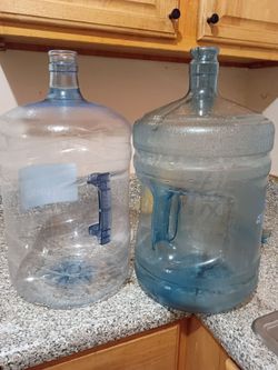 2 5gallons water jug