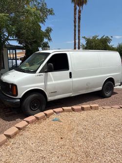 2002 Chevrolet Express