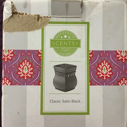 New Scentsy Warmer