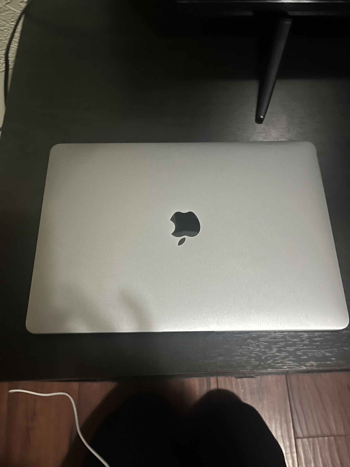 MacBook 13