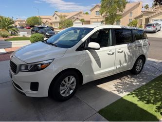 2017 KIA Sedona