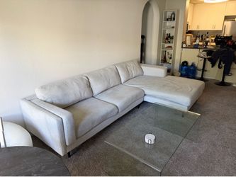 Light Gray 120” Sectional w/ Right Arm Facing Chaise