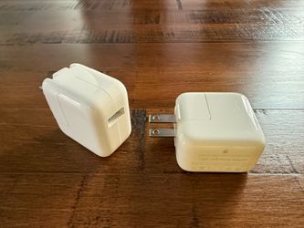 Apple 12W USB Power Adapters