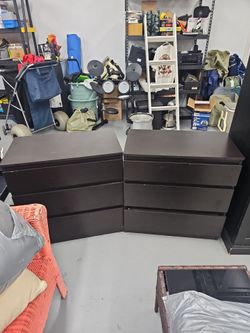 Pair of Dark Brown 3-Drawer Dressers