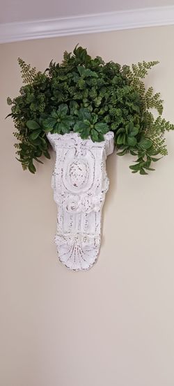 Elegant white wall sconce