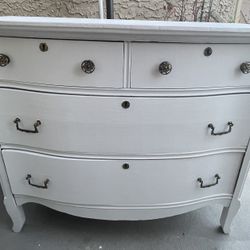 Dresser 4 Drawer