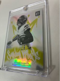 Jayden Daniels 2025 Sunday Kings Case Hit SSP #13 Panini Donruss Hologram Optic SSP