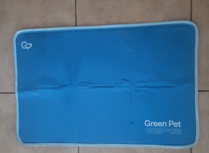 Green Pet Large Cooling Mat