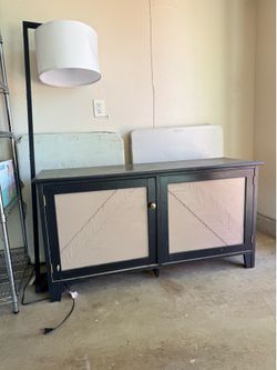 Side buffet cabinet
