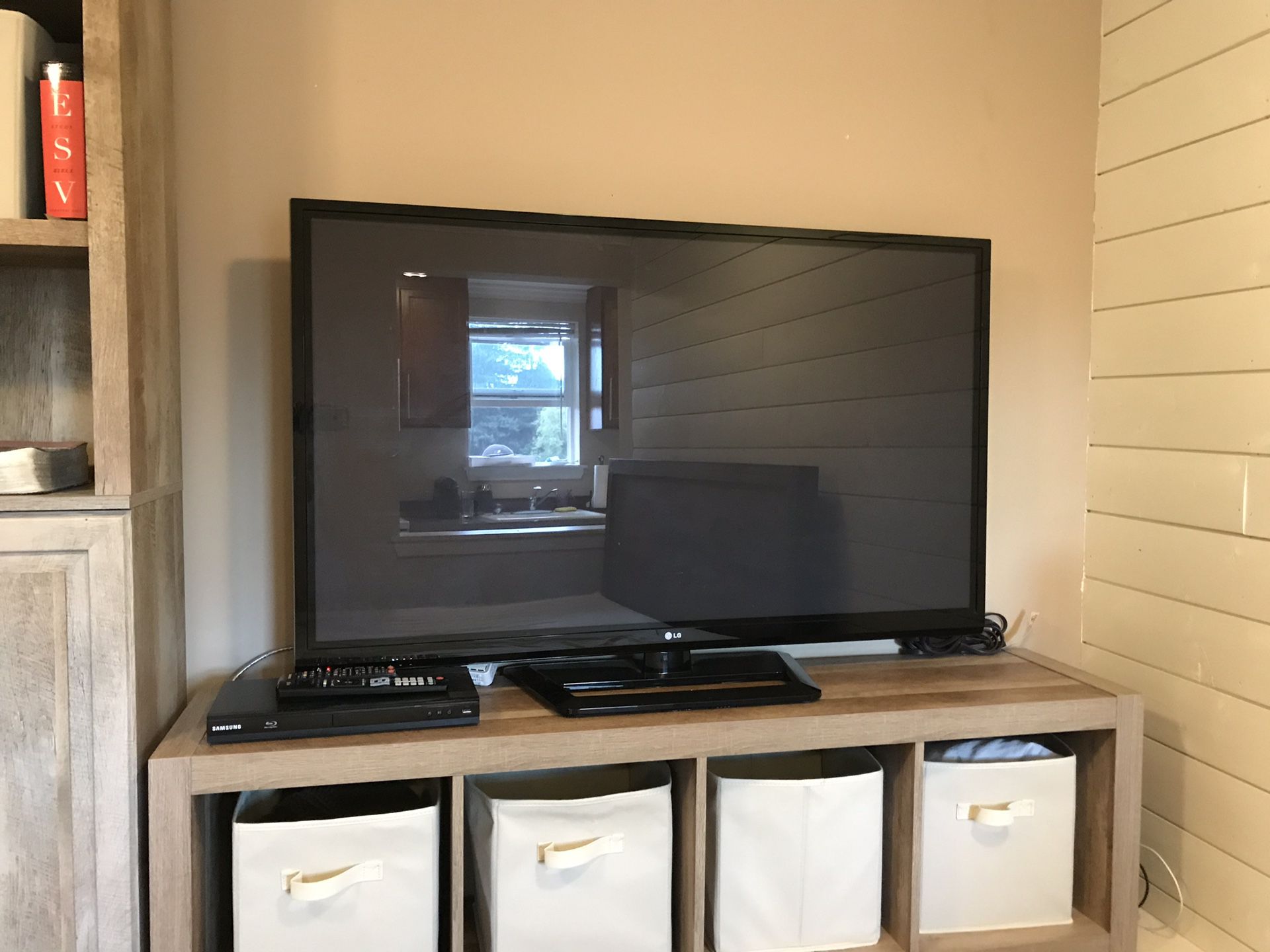 LG 50 inch tv