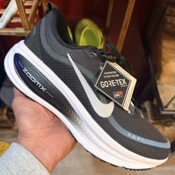 Nike Vomero 18 Gortex.. 10 Men’s