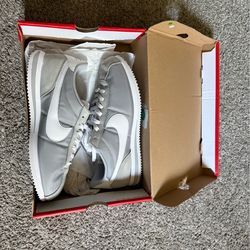 Nike Cortez TXT FLT Silver/White Size 10