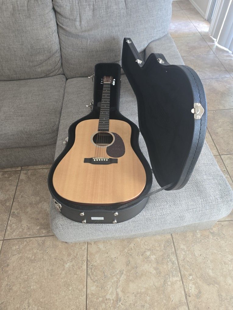 Acoustic Guitar - Martin & Co X Series Special Natural