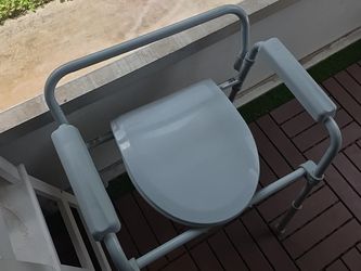 Toilet Safety Frame with Padded Arms