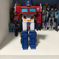 Transformers Dramatic Capture Series Optimus Prime