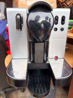 De’Longhi Nespresso Lattissima EN680.M