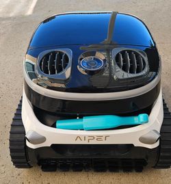 Aiper Scuba N1 Ultra automatic pool vacuum