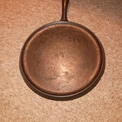9 inch Griswold Griddle