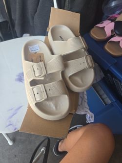 Khaki Weestep Sandals