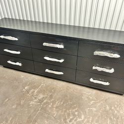 New Solid Wood Triple Dresser