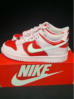 Nike Dunk Low Valentine